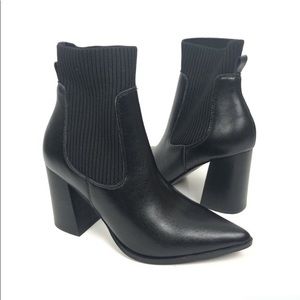 Steve Madden Hollis sock bootie